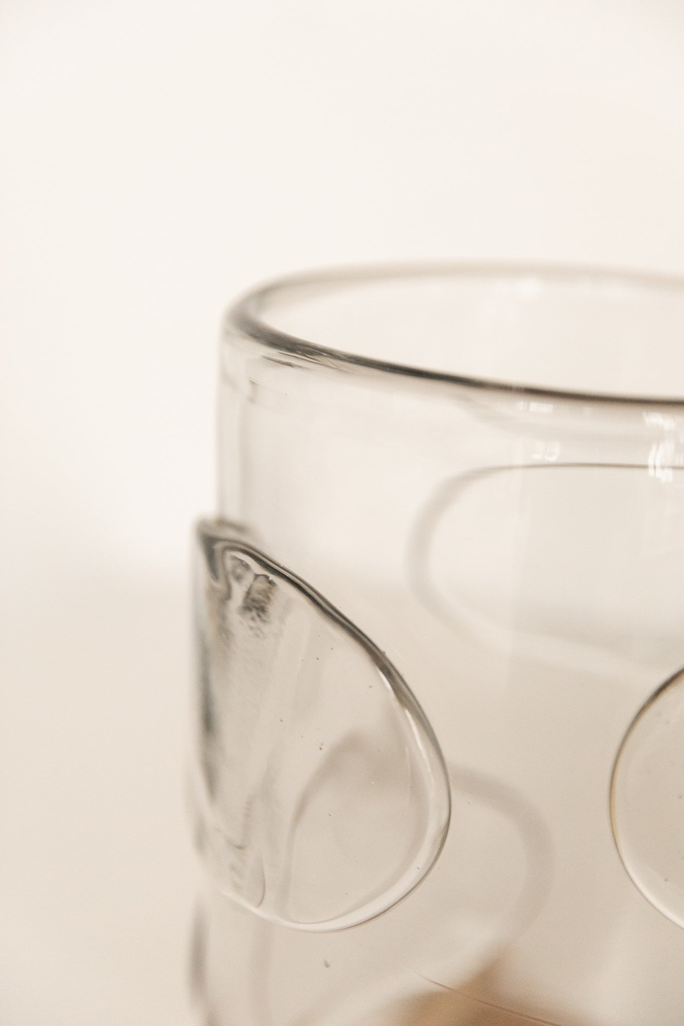 Jarrón de Vidrio del Siglo XXI con Detalles Circulares - 5