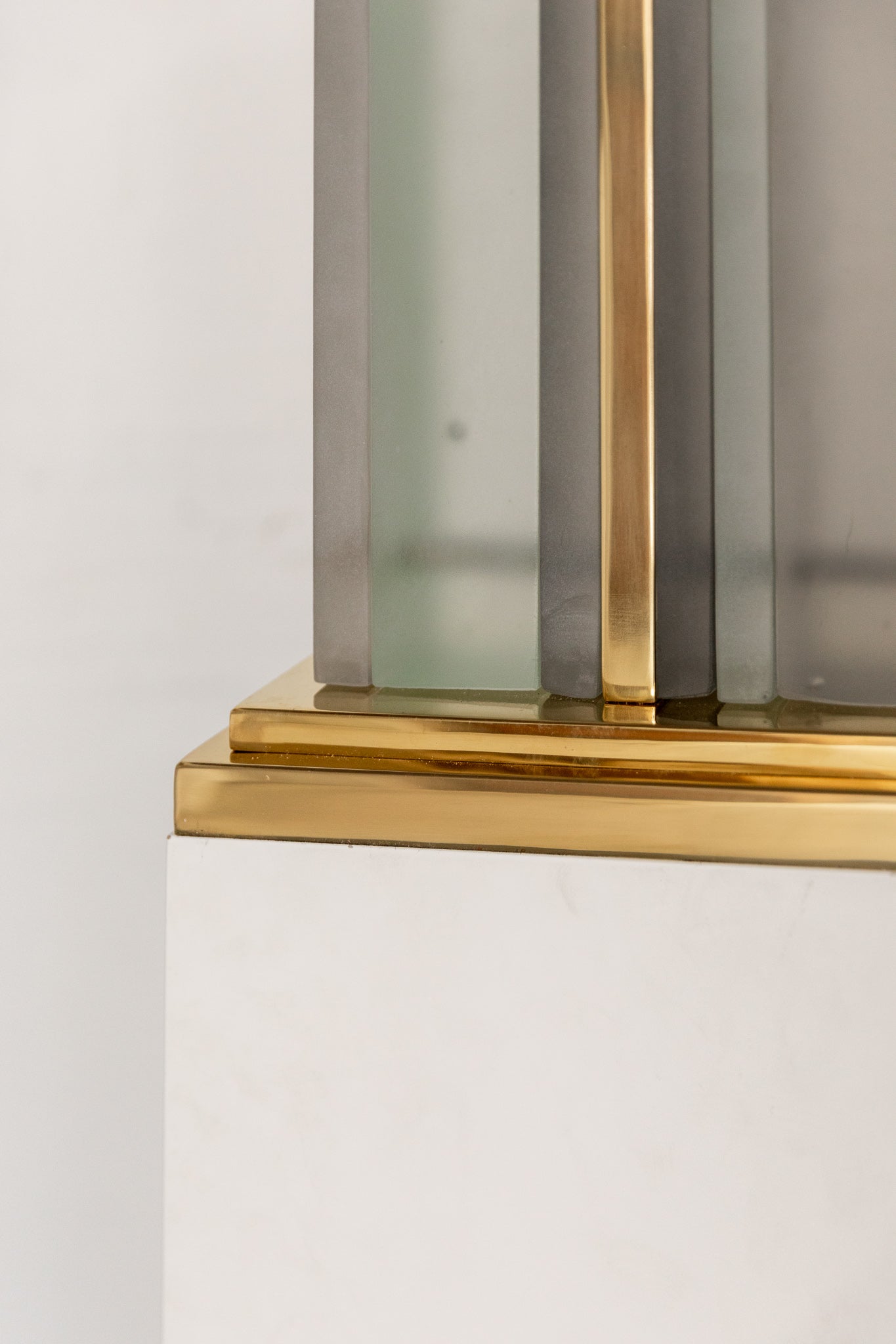 Lámpara de Mesa del Siglo XXI en Vidrio Escarchado - 2