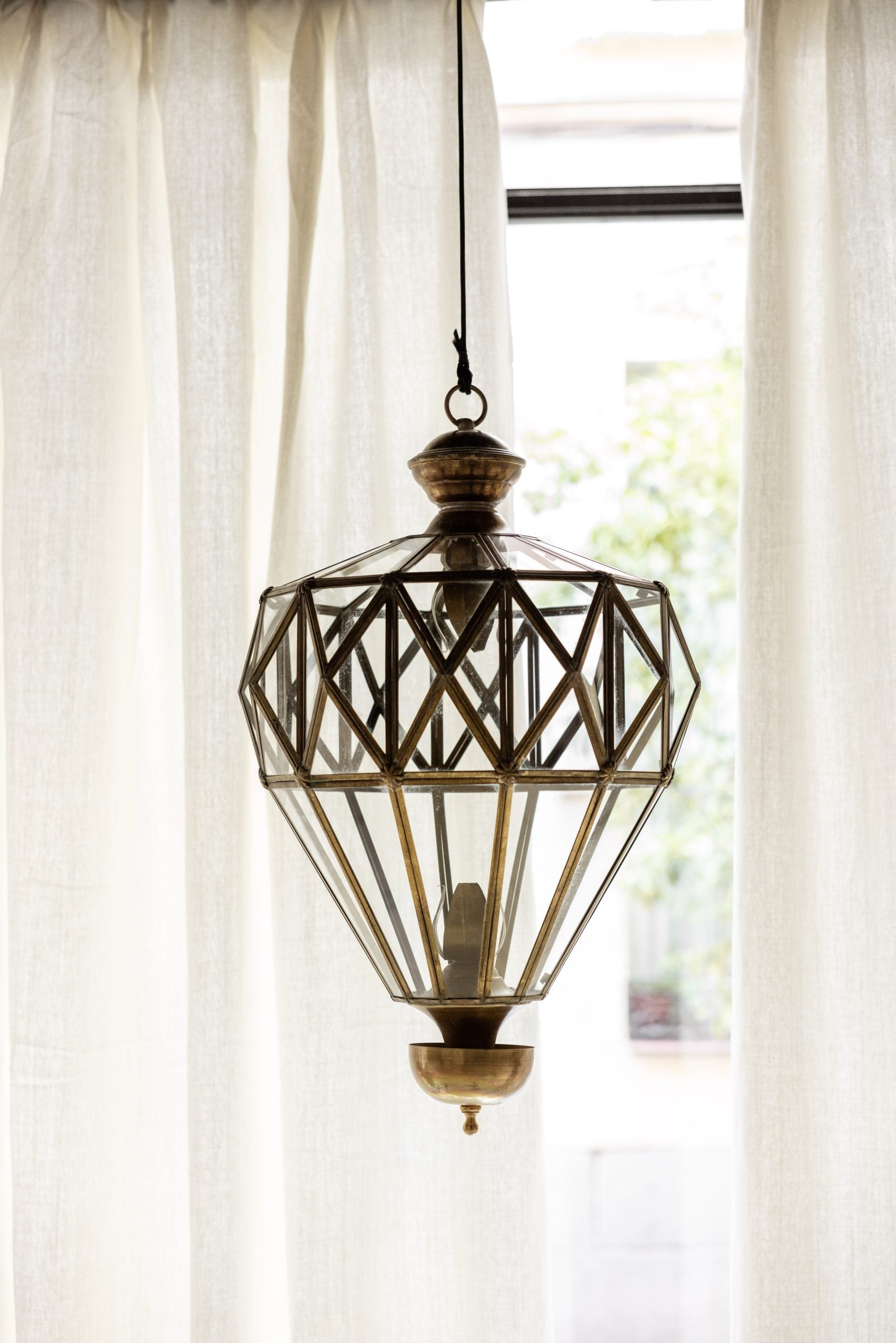 Lámpara de Techo del Siglo XIX con Diseño de Punta de Diamante