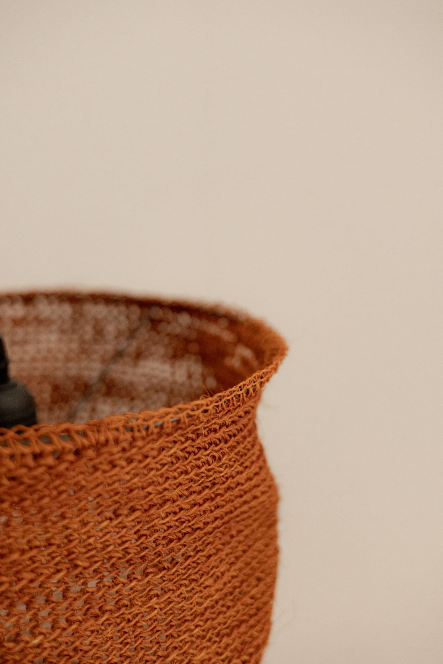 Lámpara de Techo del Siglo XXI en Fique Tejida a Mano - 2