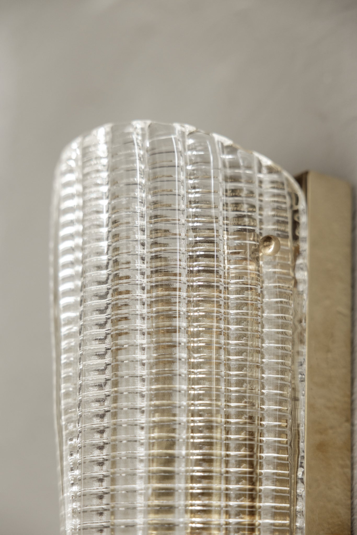 Pareja de Apliques Italianos del Siglo XX en Vidrio Estriado - 2