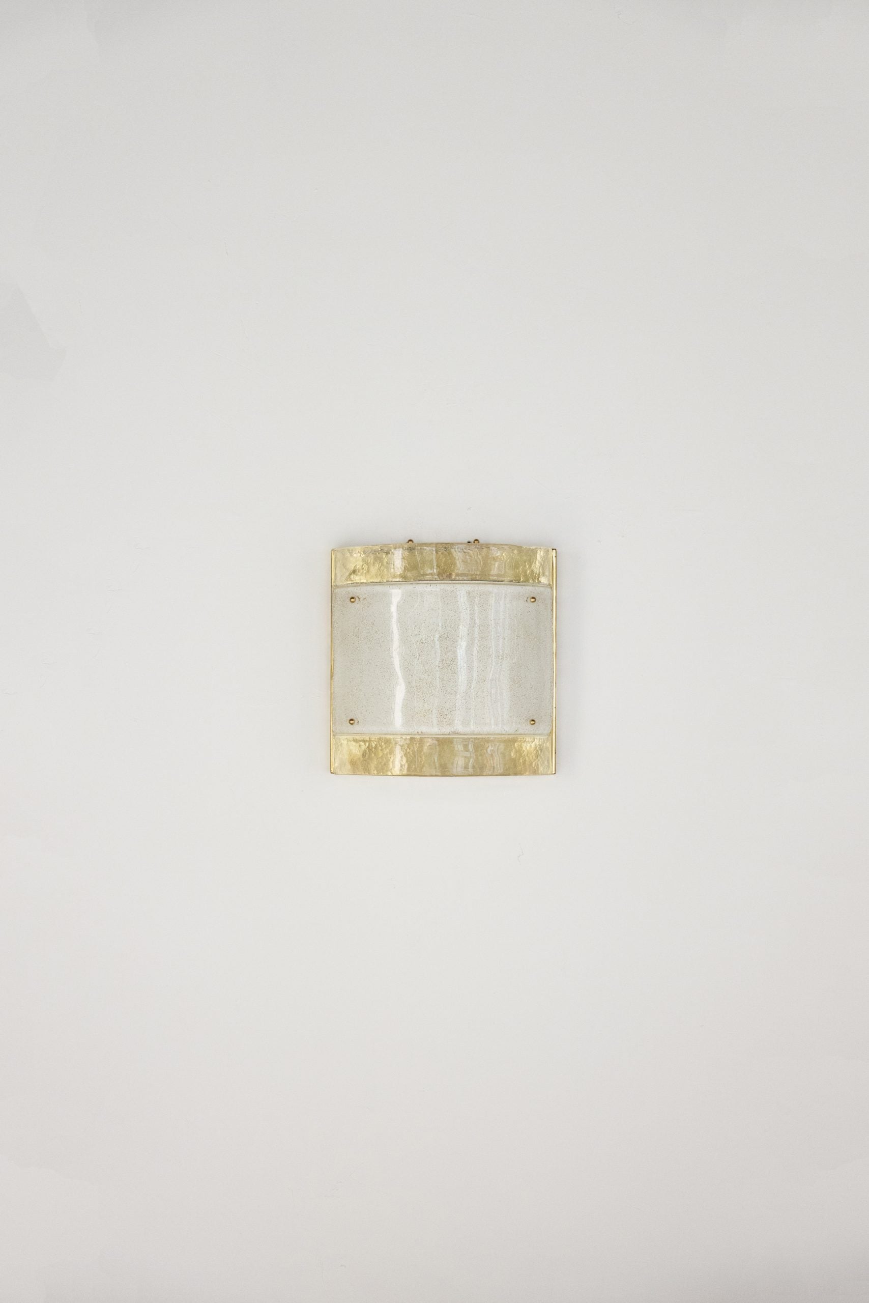 Pareja de Apliques del Siglo XX en Latón y Vidrio Esmaltado