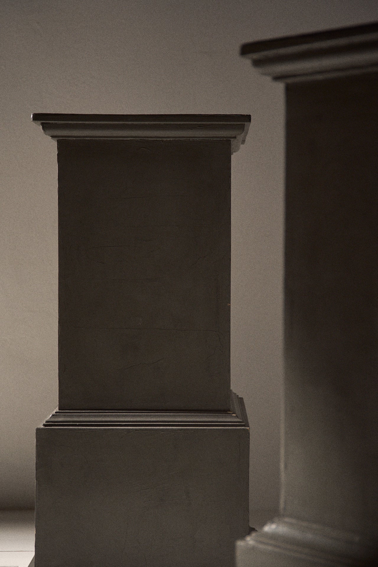 Peanas Francesas del Siglo XIX en Madera Maciza Verde - 2