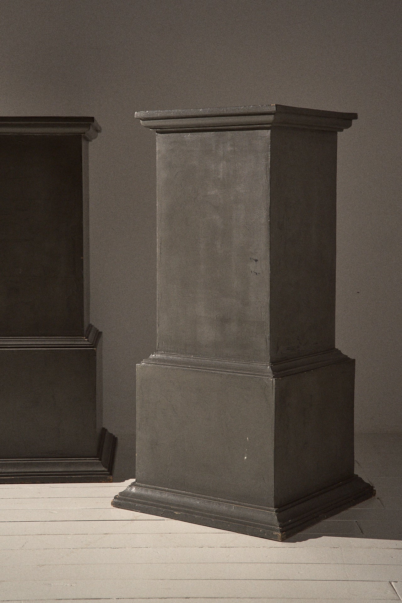 Peanas Francesas del Siglo XIX en Madera Maciza Verde - 5