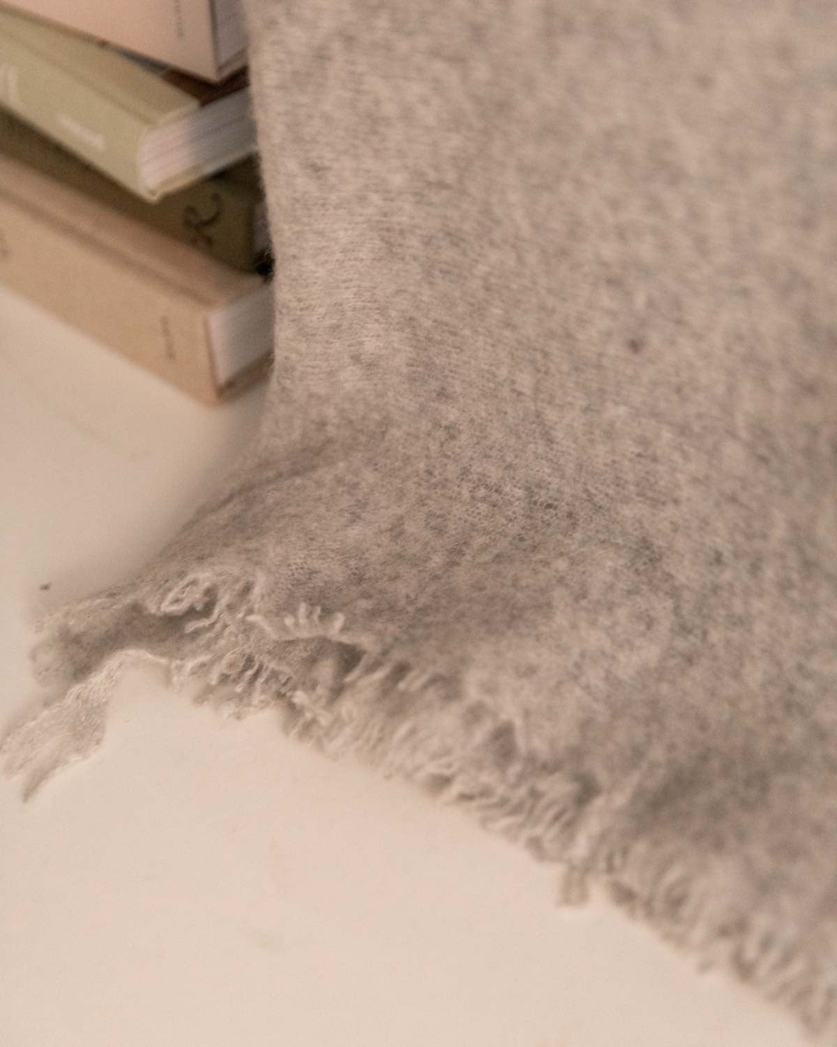 Plaid del Siglo XXI en 100% Cashmere Gris - 2