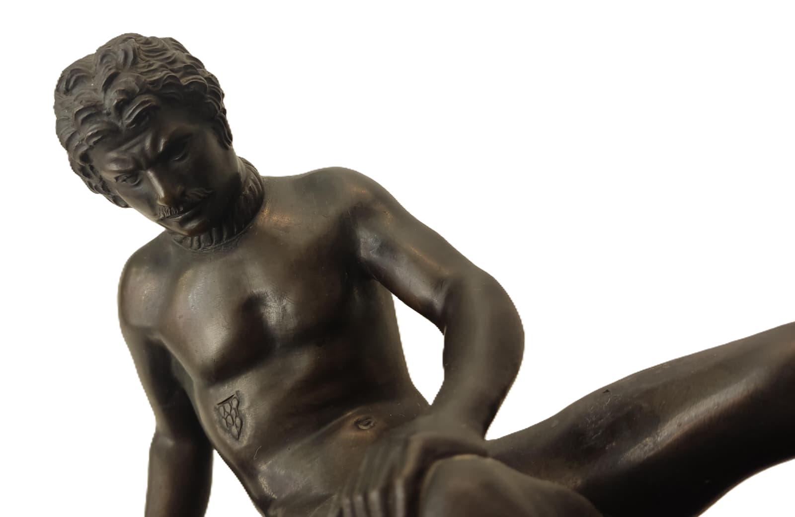 Escultura Gálata Moribundo del Siglo XIX en Bronce - Photo 2 of 5