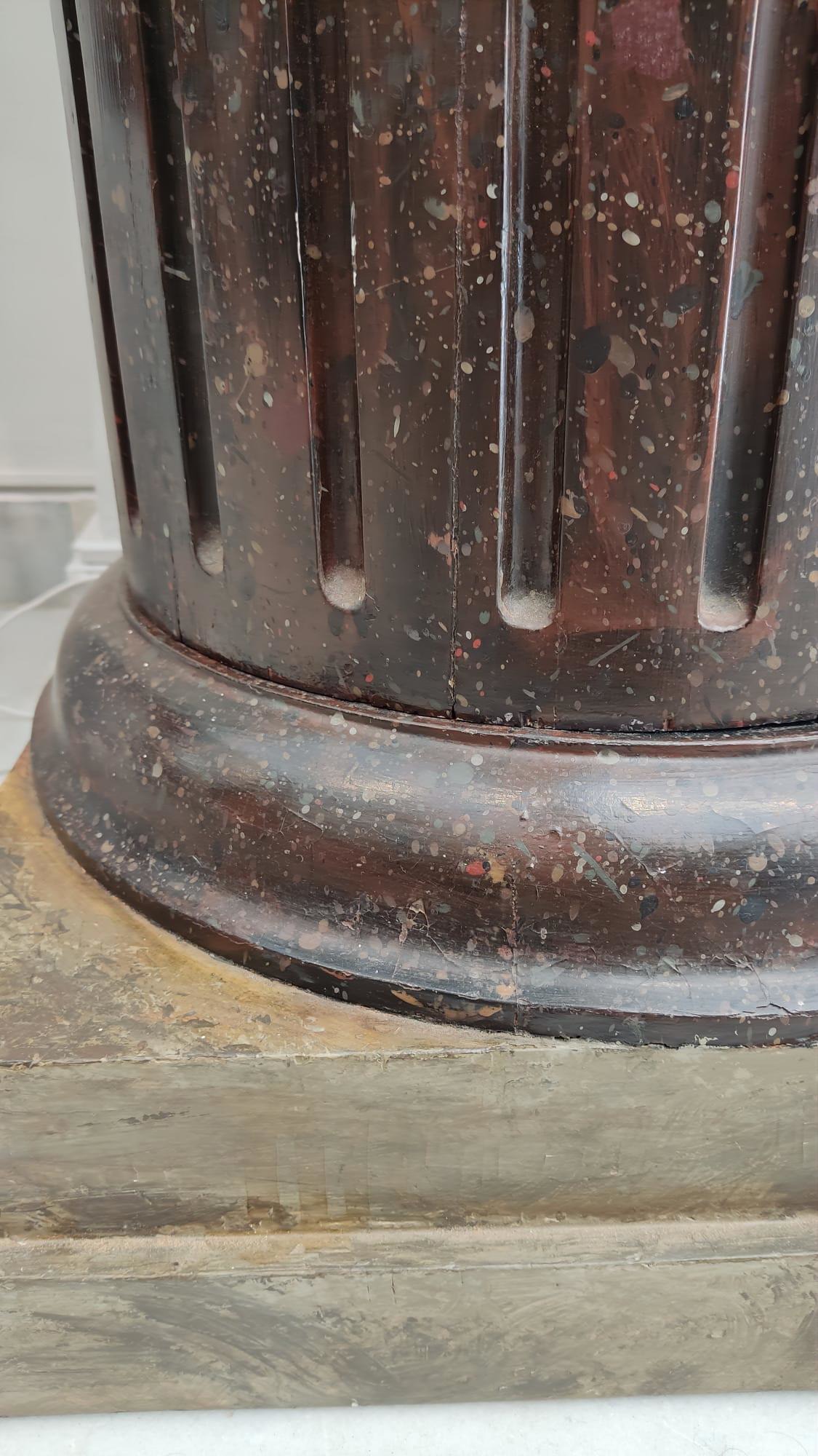 Pareja de Columnas Gustavianas del Siglo XVIII en Madera Policromada - Photo 3 of 4