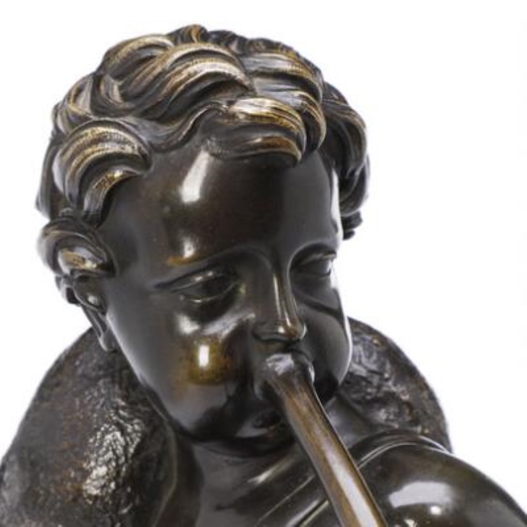 Escultura de Putto con Cuerno y Ciervo del Siglo XIX - Photo 2 of 3