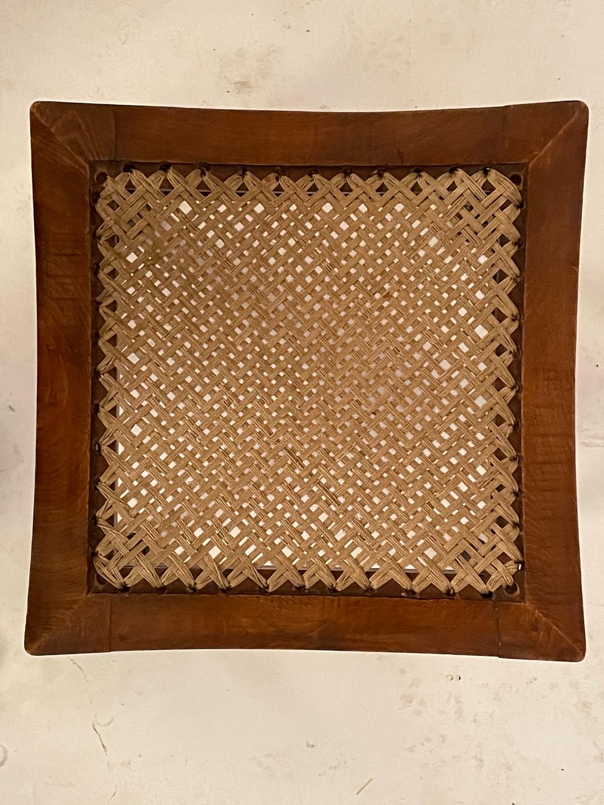 Par de Taburetes Tebas del Siglo XX en Madera de Haya - Photo 4 of 7