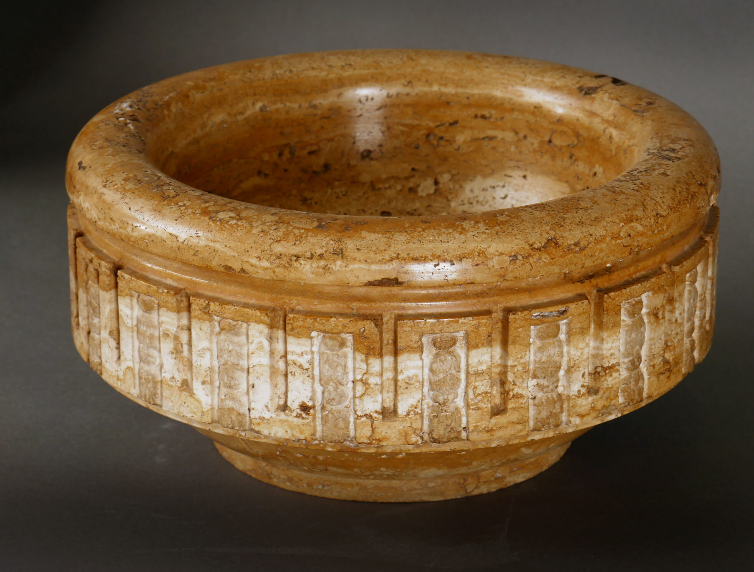 Large bowl in yellow Siena marble - Photo 3 of 3