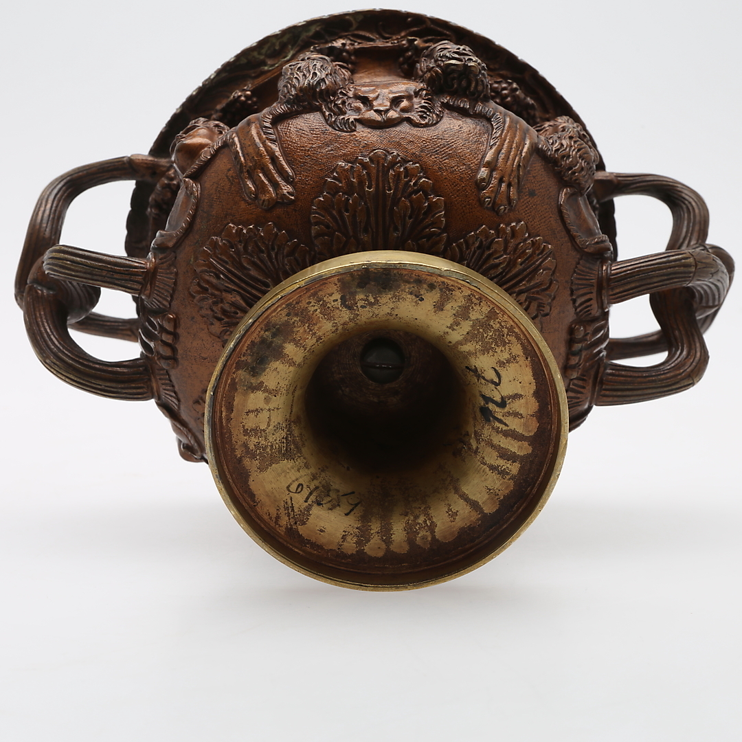 Vaso Warwick del Siglo XIX en Bronce Patinado - Photo 4 of 10