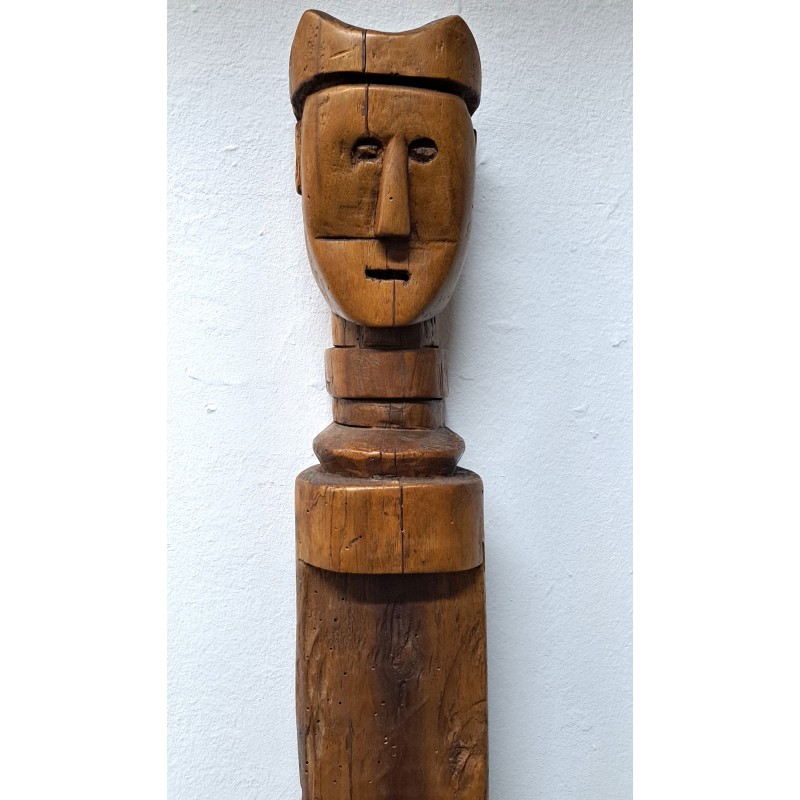 Support beam for roof overhang, carved wood, 17th century
