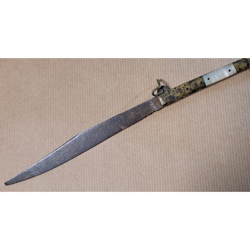 Antique knife with mother-of-pearl and bronze handle, 19th century - 8/10