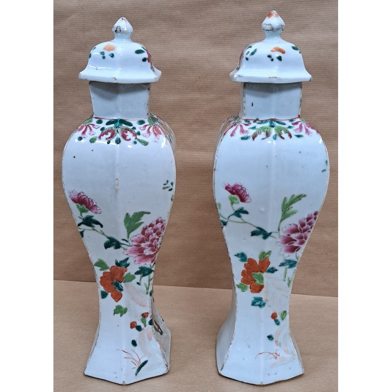 Pair of 19th Century Vases – Chinese Porcelain – Guangxu Dynasty - 6/12