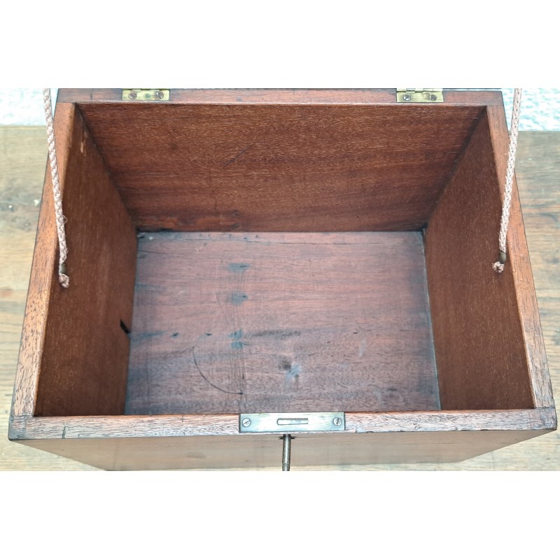 Large mahogany box veneered in chicaranda, 19th century - 5/9