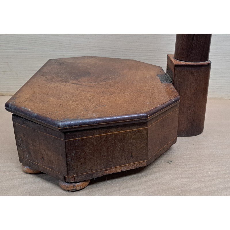 Curious and rare Isabeline spittoon, mahogany and chicaranda, 19th century - 9/12