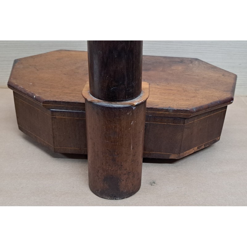 Curious and rare Isabeline spittoon, mahogany and chicaranda, 19th century - 10/12