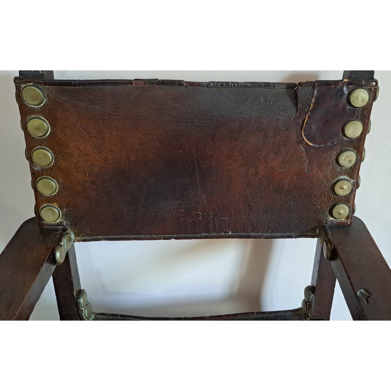 Pair of frail armchairs, walnut wood, leather upholstery. 18th century - 5/7
