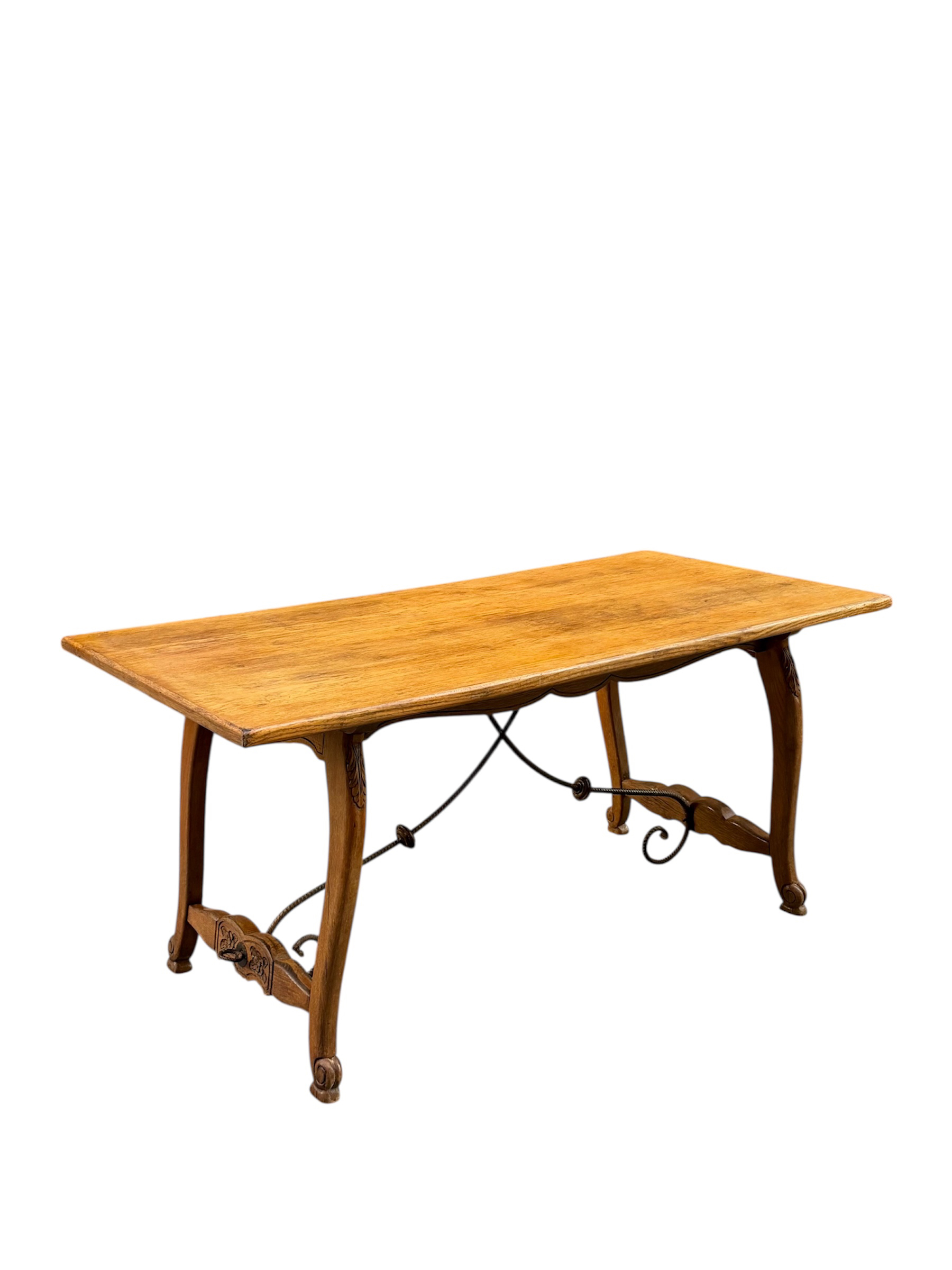 Mesa provenzal francesa Circa 1.920