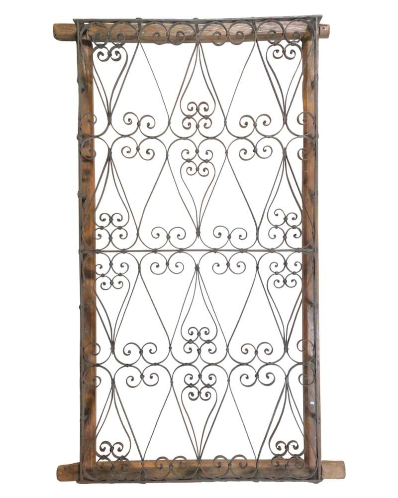 Reja Sevillana del Siglo XIX en Hierro Forjado