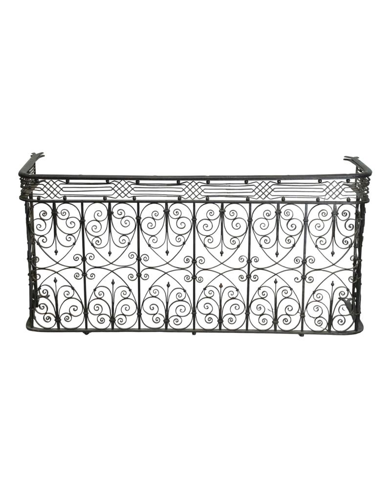 Select Pieces: The Best of Antiga