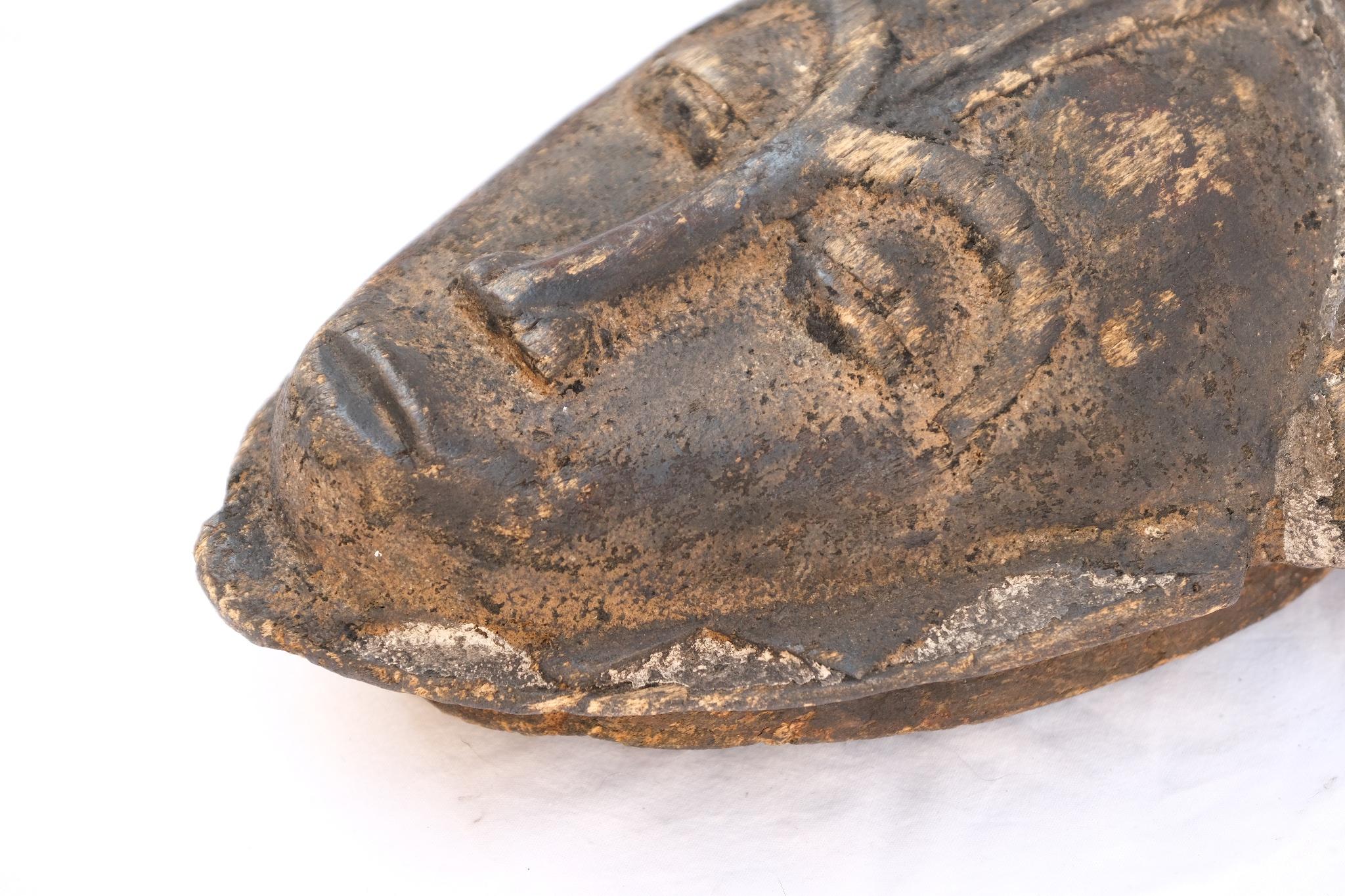 Set of 3 Wooden Masks - 4/9