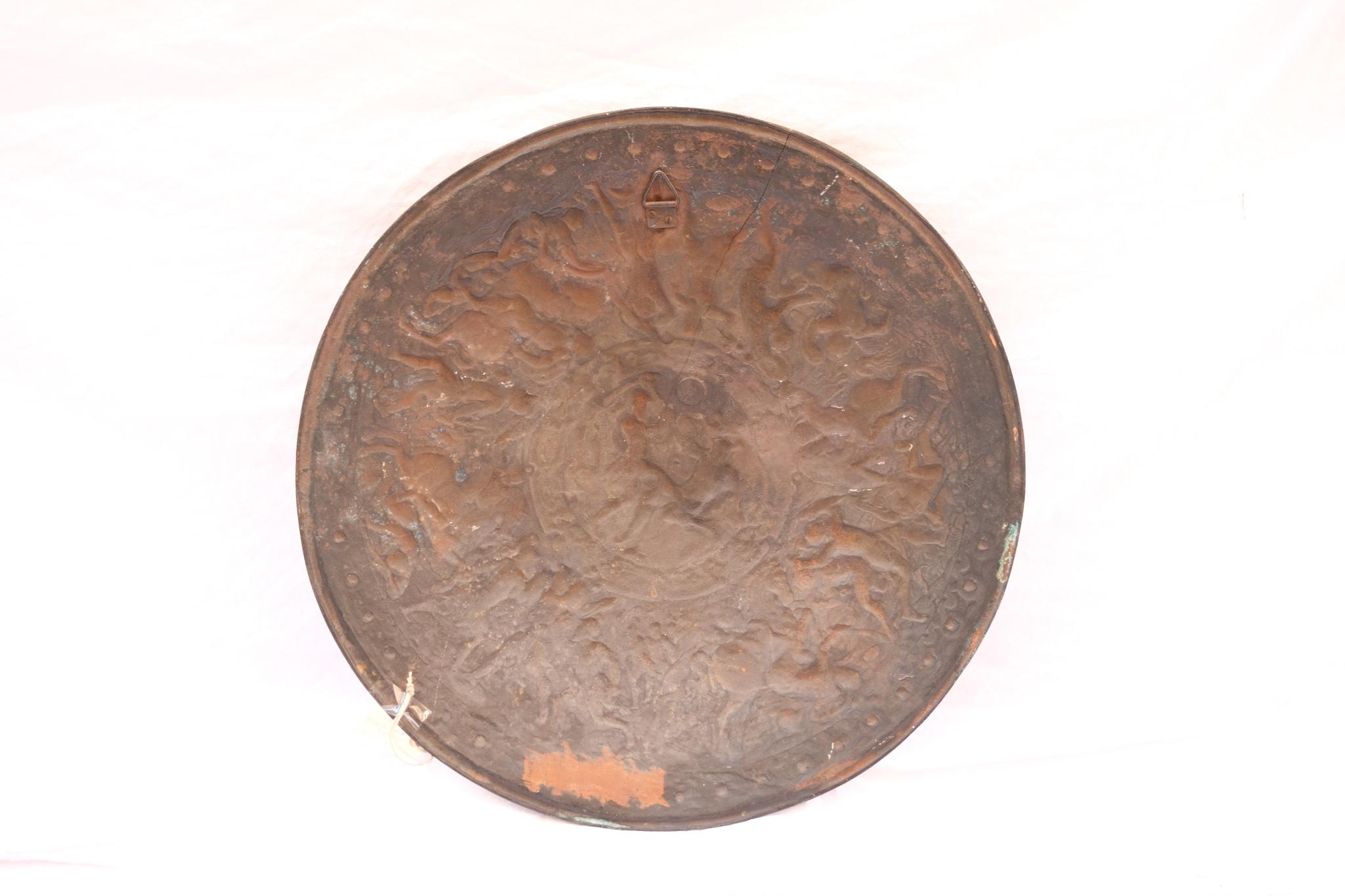 18th Century Bronze Military Shield - 10/11