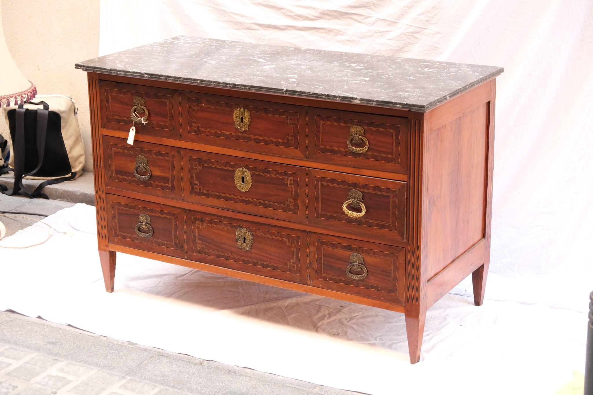 Carlos IV Commode with Marble Top - 3/15