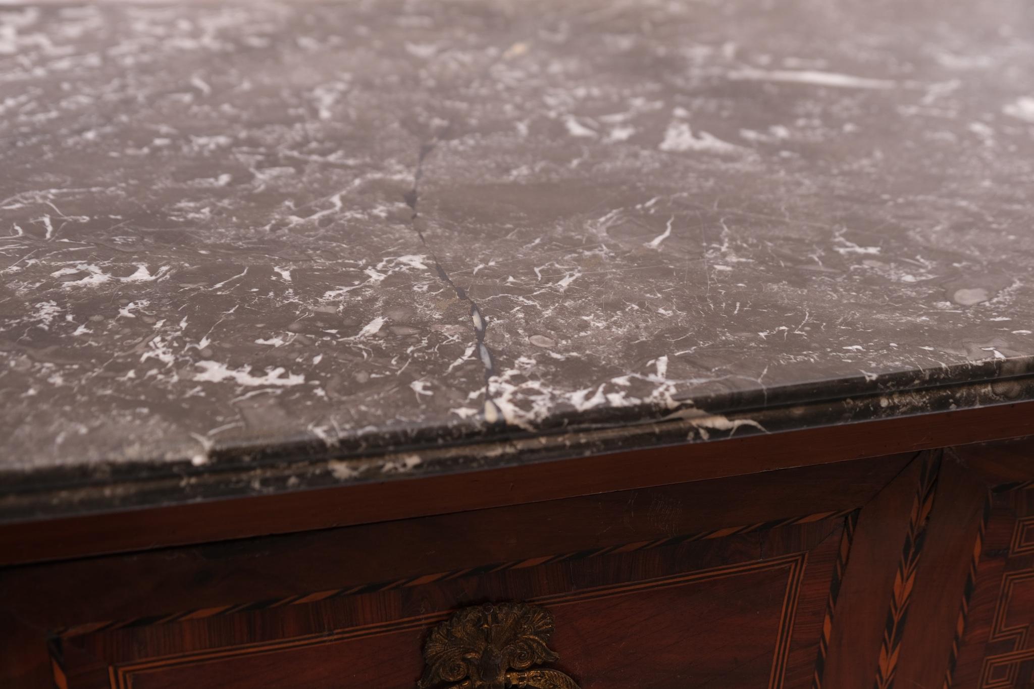 Carlos IV Commode with Marble Top - 15/15