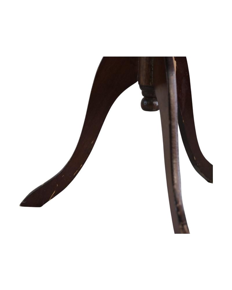 Small Nightstand with Decorated Top - 3/5