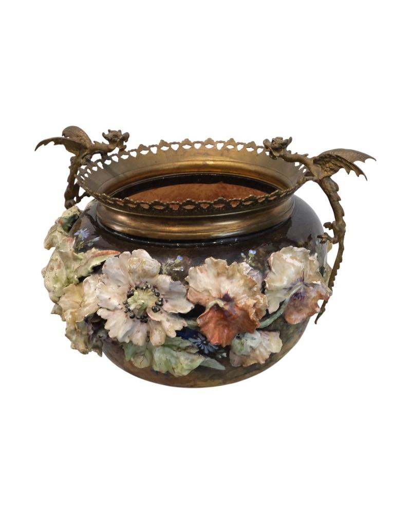 jarron-de-ceramica-con-detalles-florales-y-dragones-de-sanglar-siglo-xix