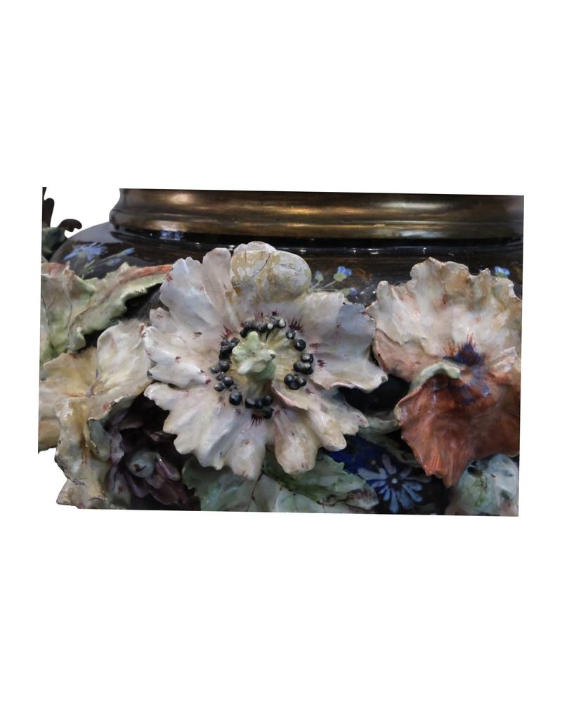 jarron-de-ceramica-con-detalles-florales-y-dragones-de-sanglar-siglo-xix