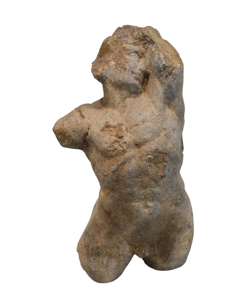 estatua-de-hombre-en-piedra-artista-aleman-mid-century-mallorca