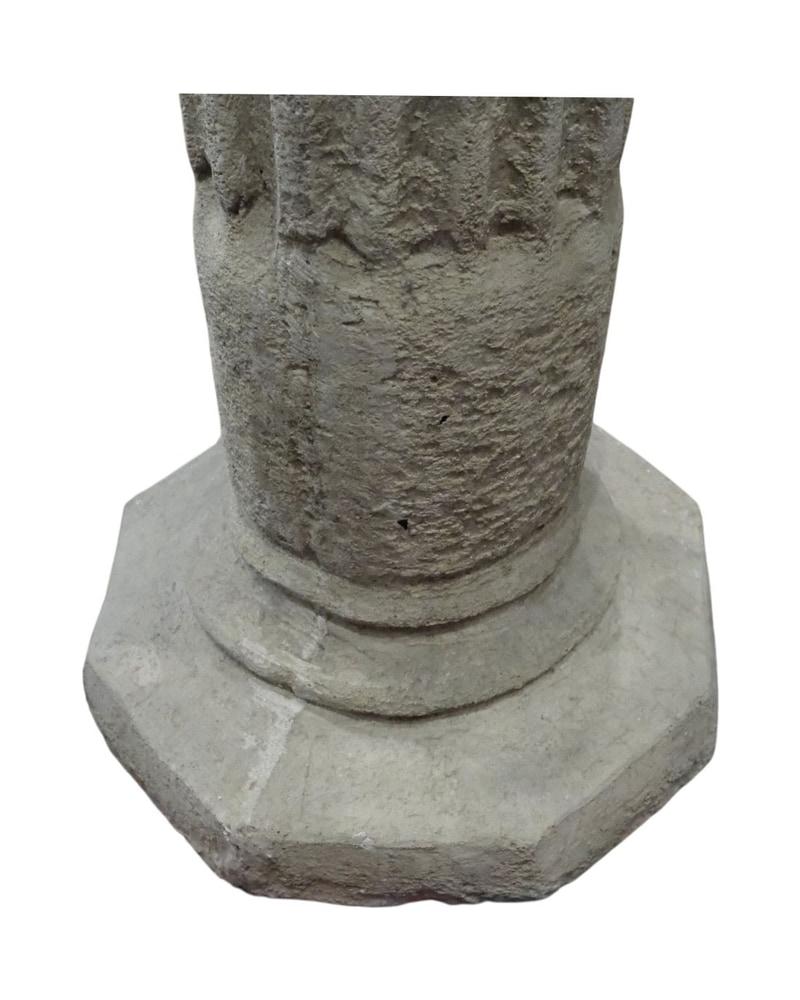 imitacion-de-columna-corintia-siglo-xx