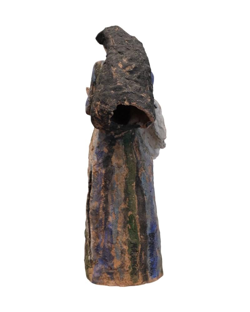 figura-de-mujer-rusa-en-terracota-siglo-xx