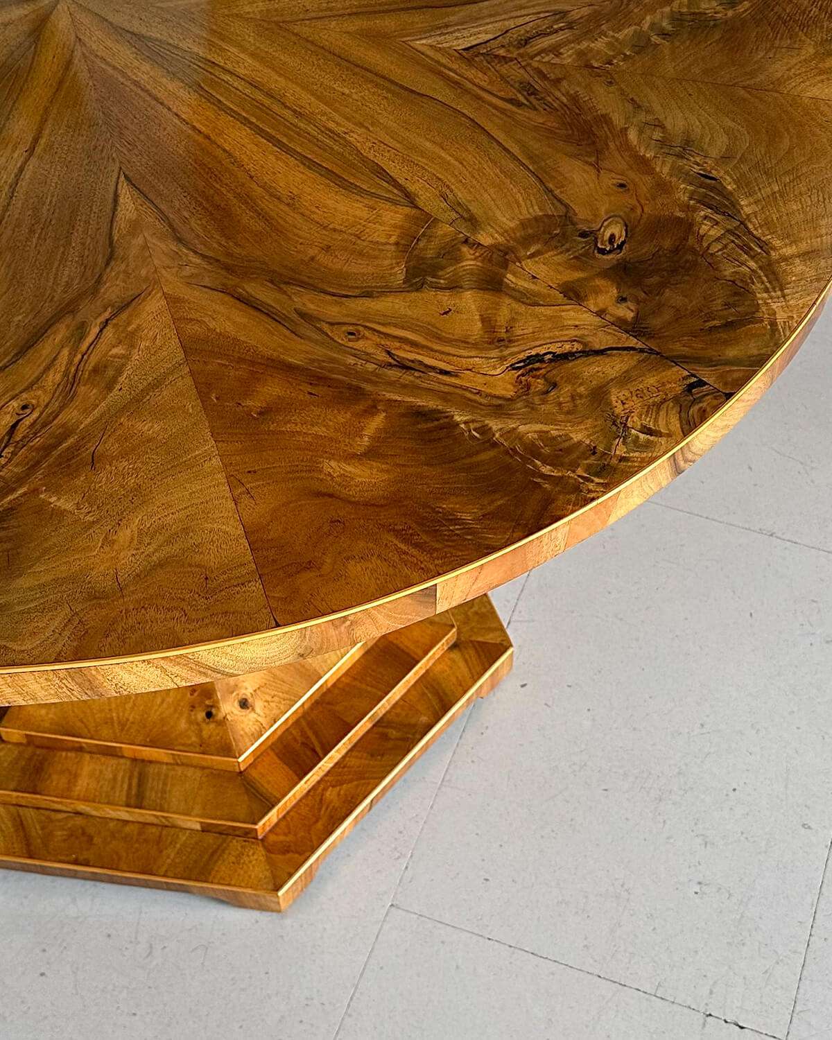 Mesa Biedermeier Vienesa