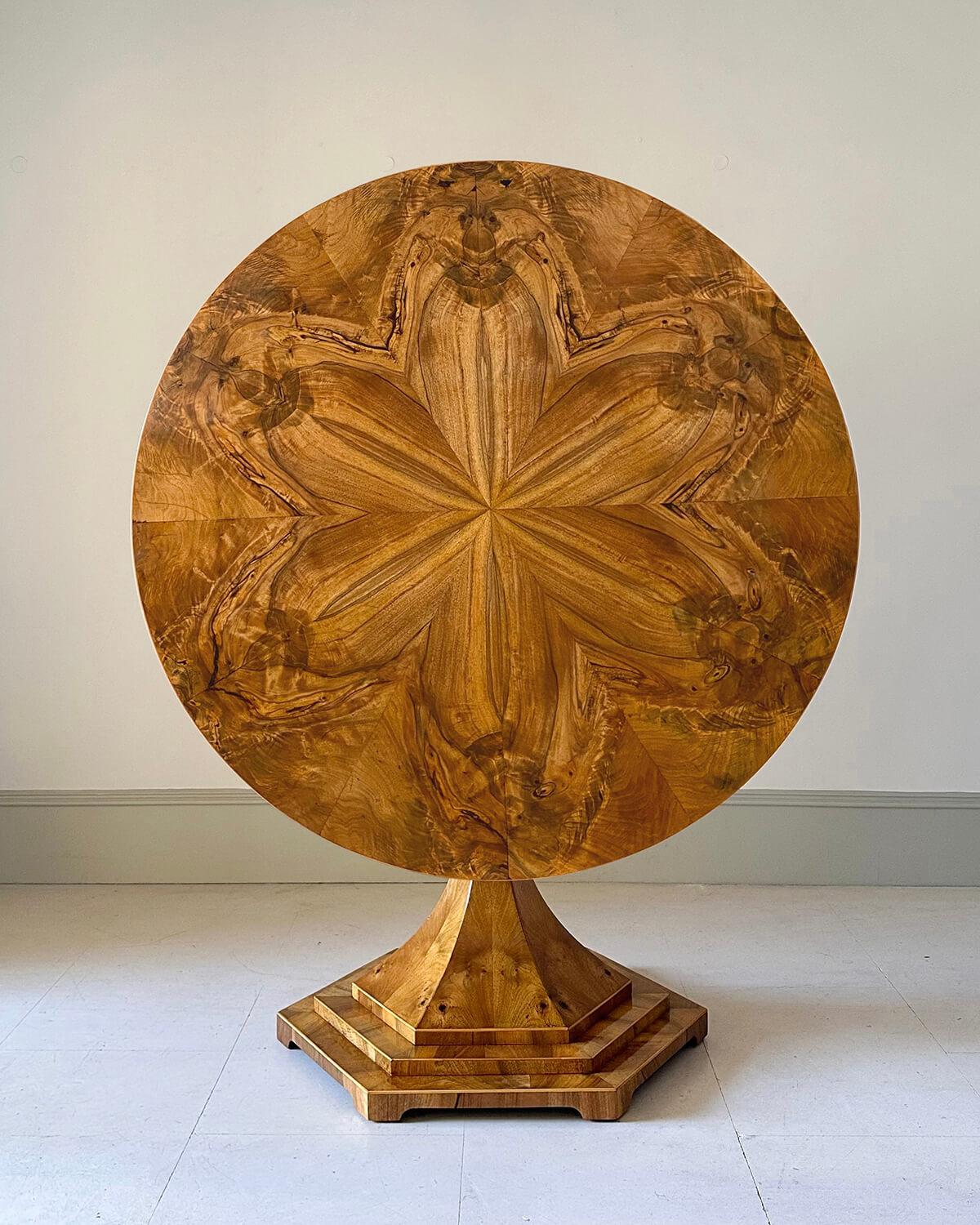 Mesa Biedermeier Vienesa