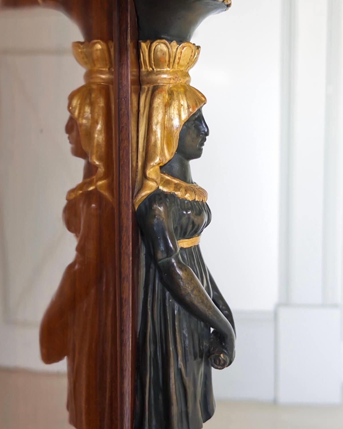 Cómoda Imperial Vienesa