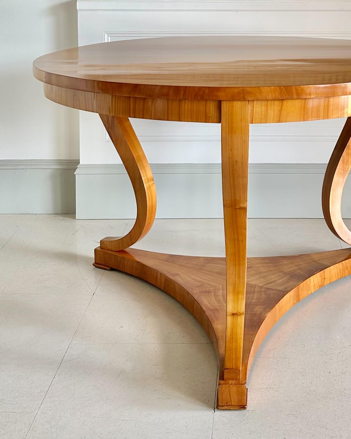 Mesa Biedermeier Alemana