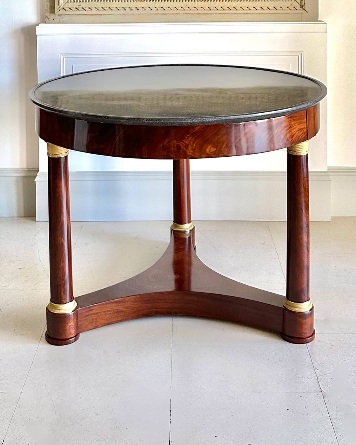 Gran Guéridon Francés