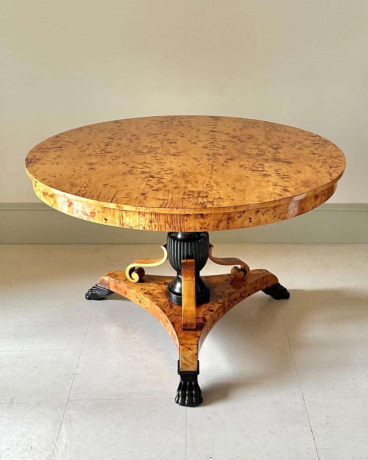 Mesa Karl Johan Biedermeier