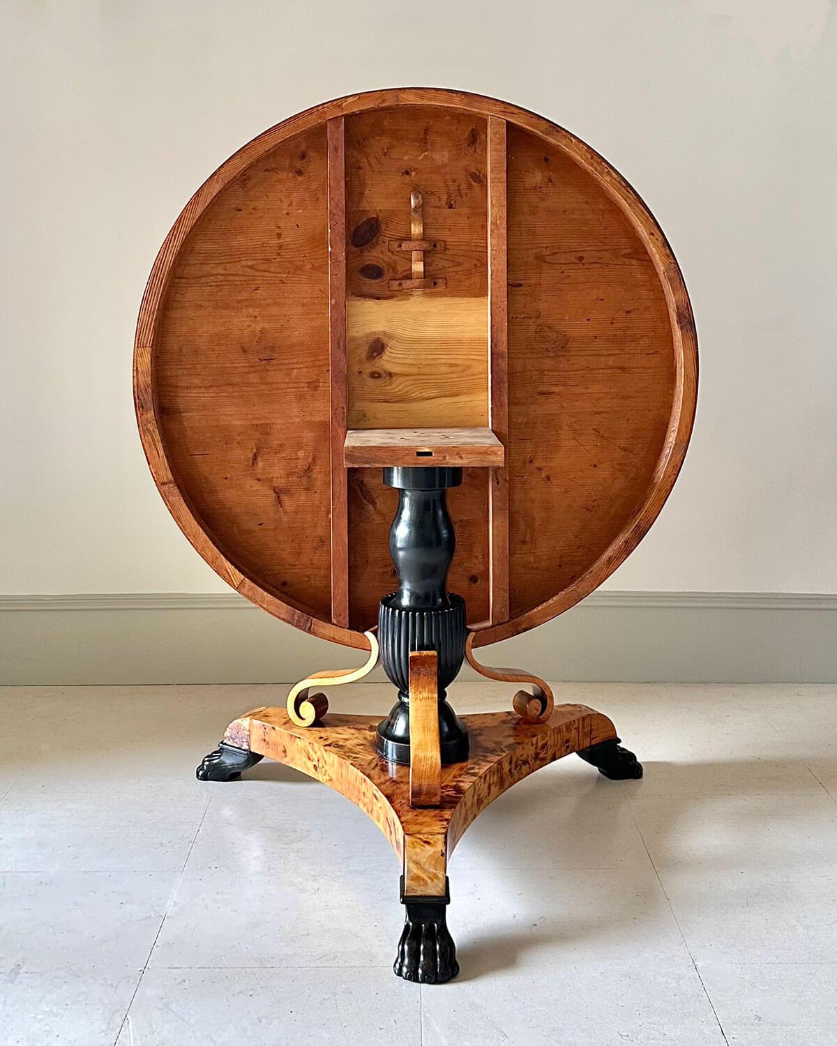 Mesa Karl Johan Biedermeier