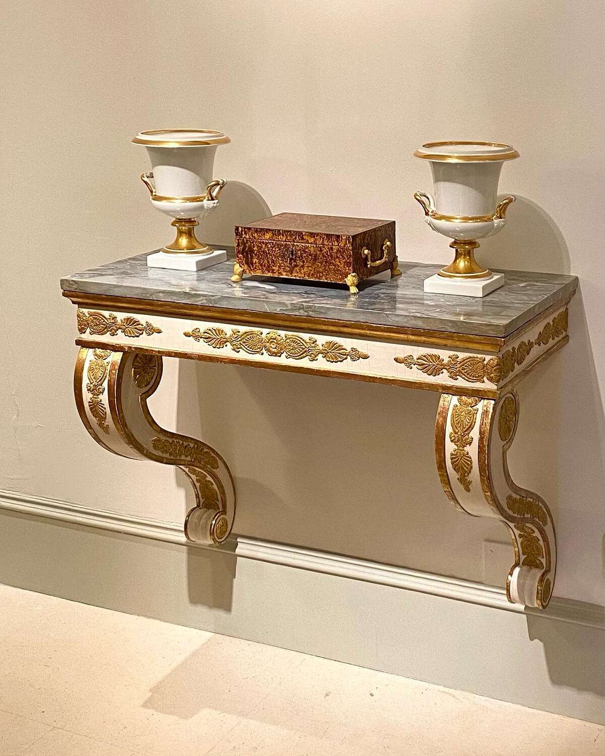 Consola imperio Italiana