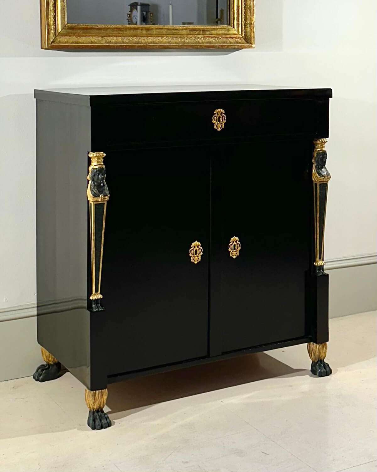 Aparador Austriaco Imperio