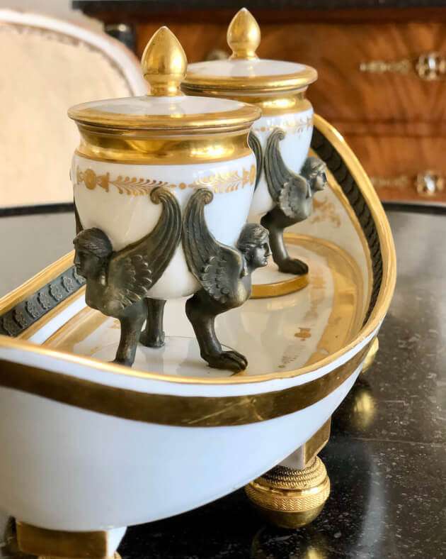 Tintero de porcelana vienesa