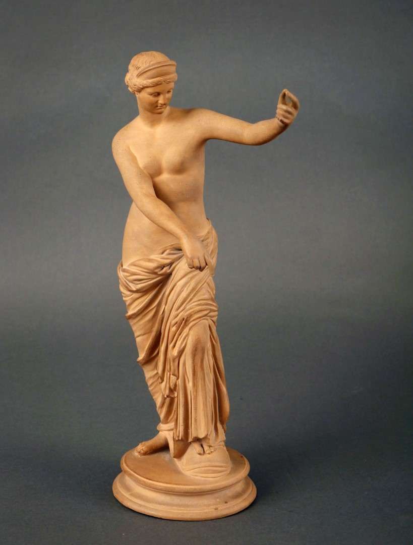 Aphrodite Statue with Pearl from the 19th Century in Terracotta